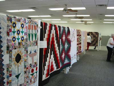 Arthur Quilt Show / ACM Tours